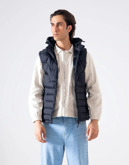 HOODED PUFFER VEST